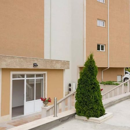 Perfect Summer Vacation Rental - One-Bedroom Flat By Flat Mаnager توبولا المظهر الخارجي الصورة