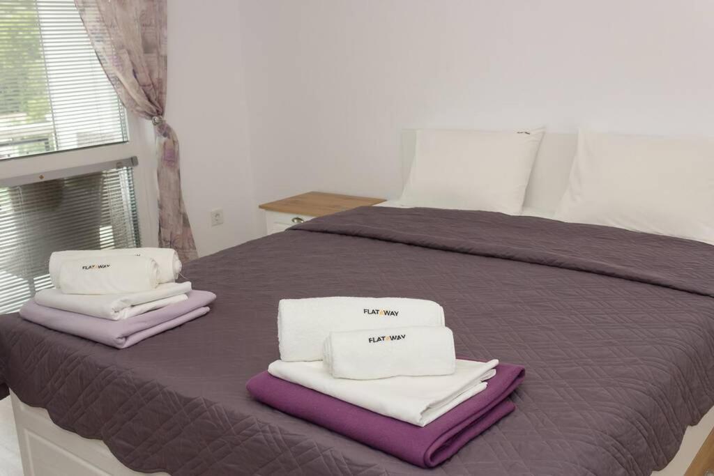 Perfect Summer Vacation Rental - One-Bedroom Flat By Flat Mаnager توبولا المظهر الخارجي الصورة