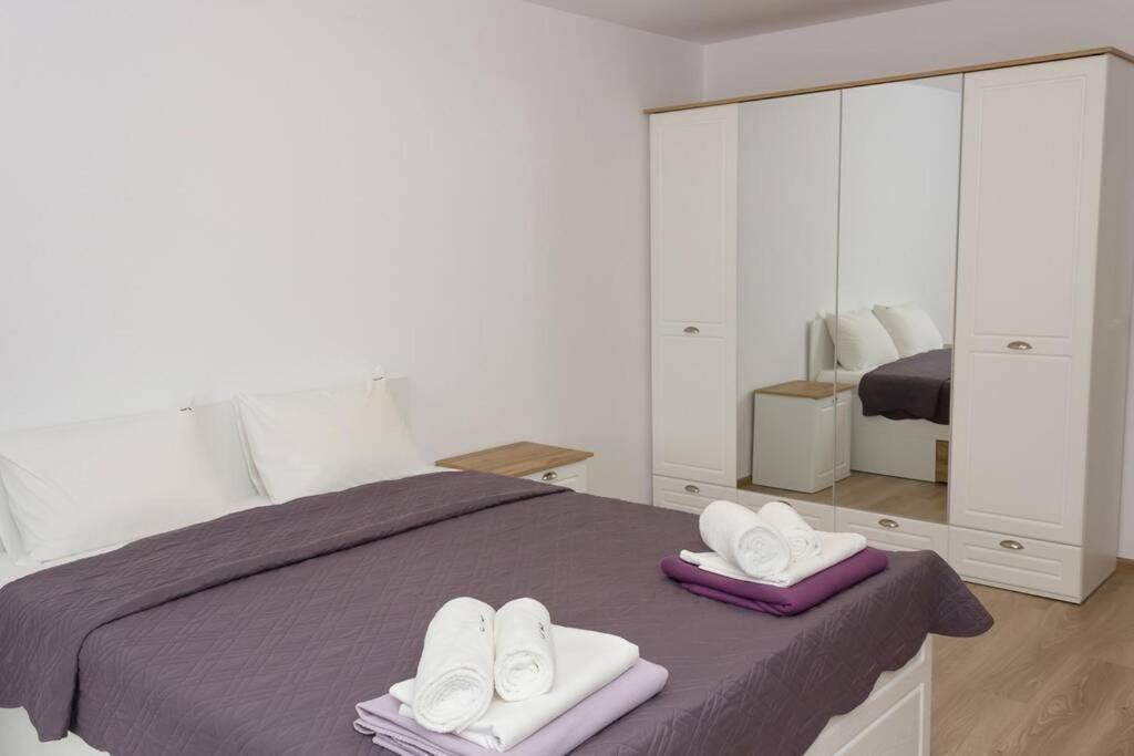 Perfect Summer Vacation Rental - One-Bedroom Flat By Flat Mаnager توبولا المظهر الخارجي الصورة