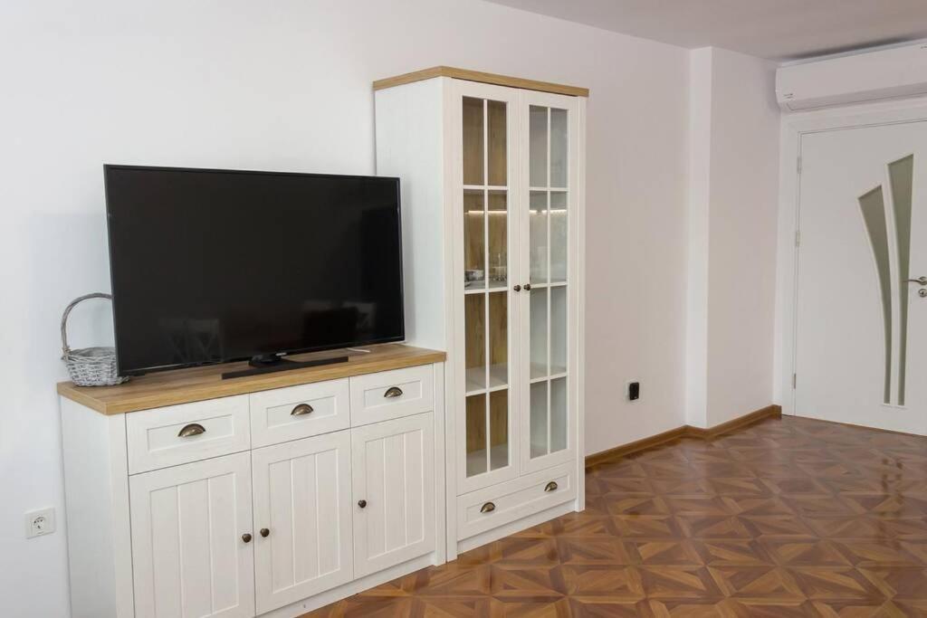Perfect Summer Vacation Rental - One-Bedroom Flat By Flat Mаnager توبولا المظهر الخارجي الصورة